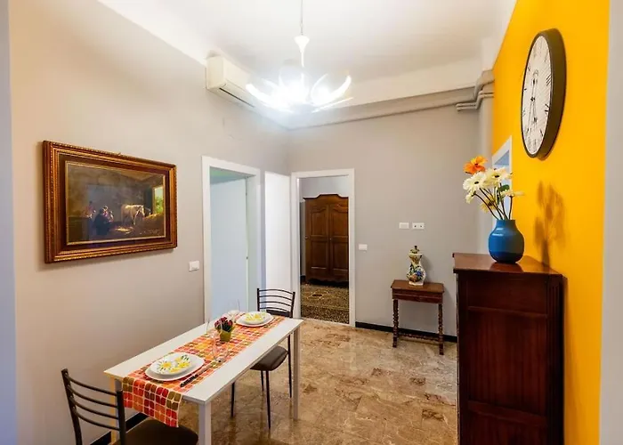 Casa Lidia In Zona Strategica Apartmán *